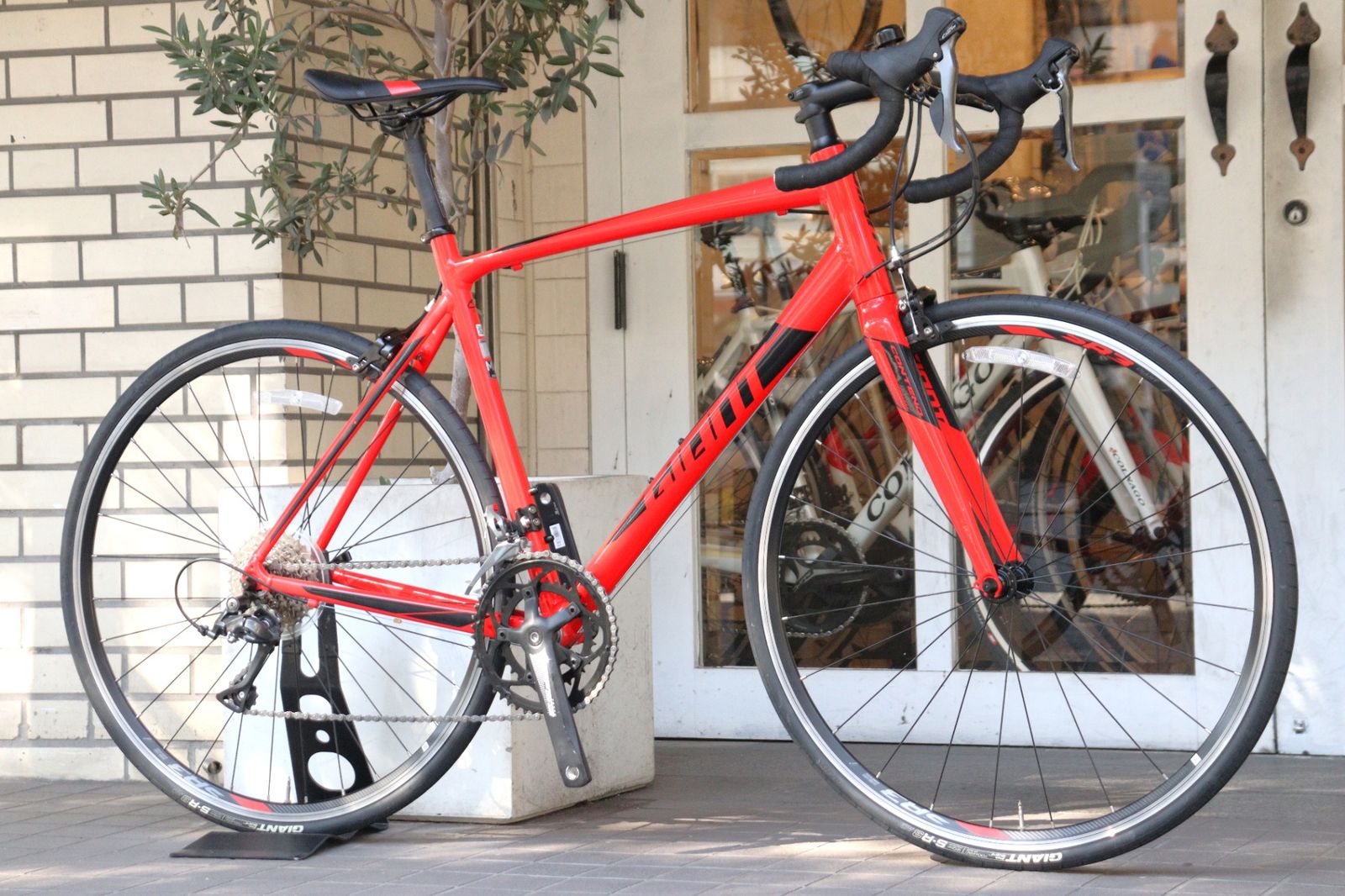 引き取り限定♪GIANT♪CONTEND 1♪入門用にどうぞ♪GWを楽しもう♪