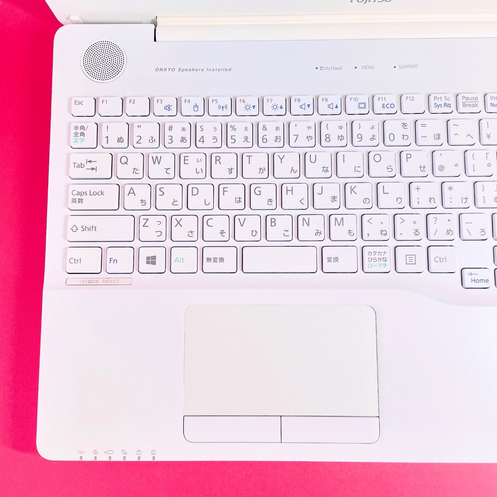 バッテリー良好❣️Corei7✨️可愛い白ノートパソコン✨️Windows11