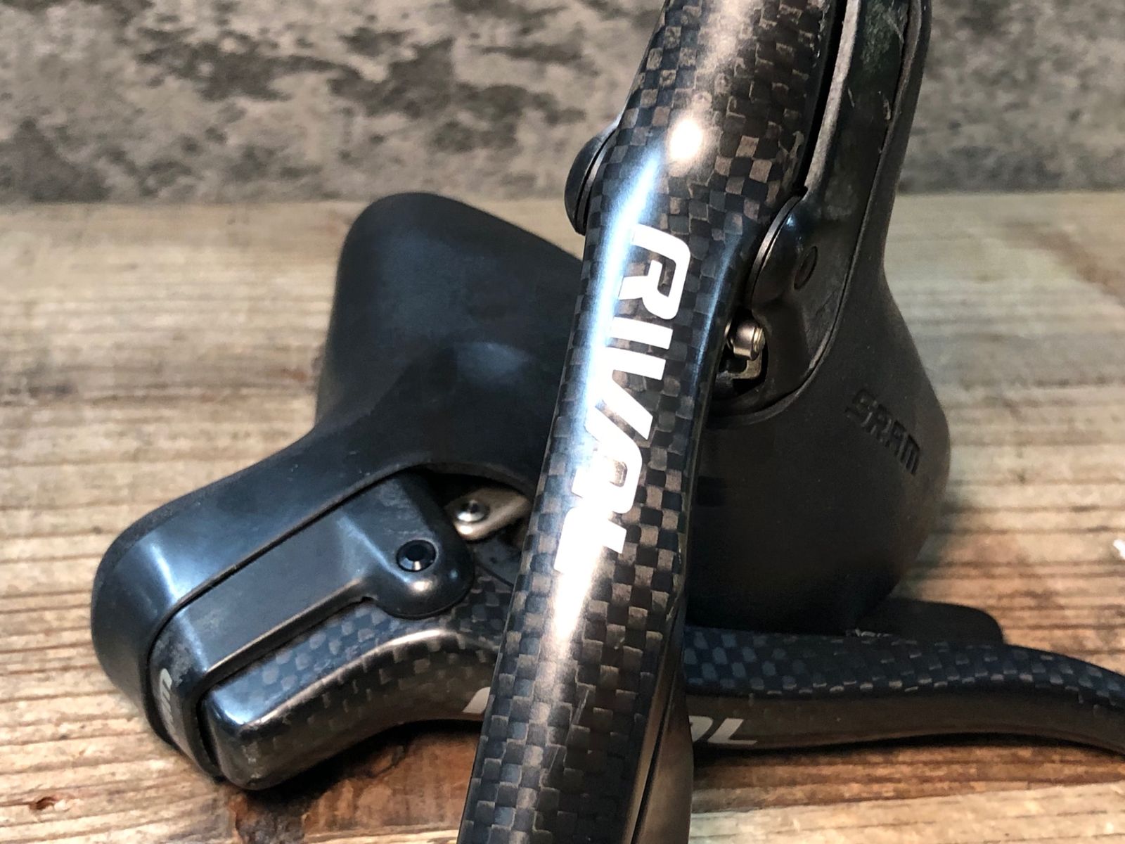 SRAM RED ダブルタップレバー機械式　11速×2新品購入美品 SRAM RED ダブルタップレバー機械式 11速×2新品購入美品 スラム SRAM