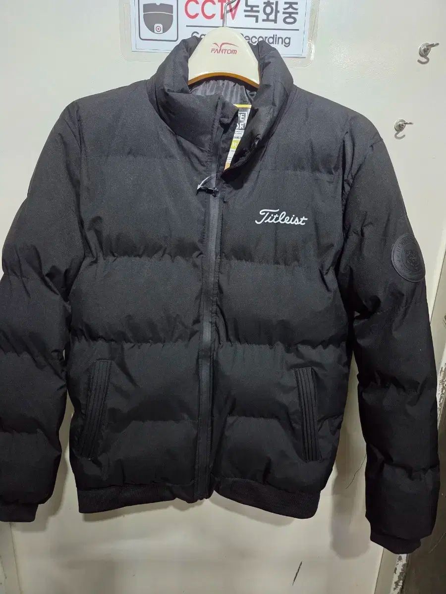 Titleist(タイトリスト) ブラック ダウン アウター - メルカリ