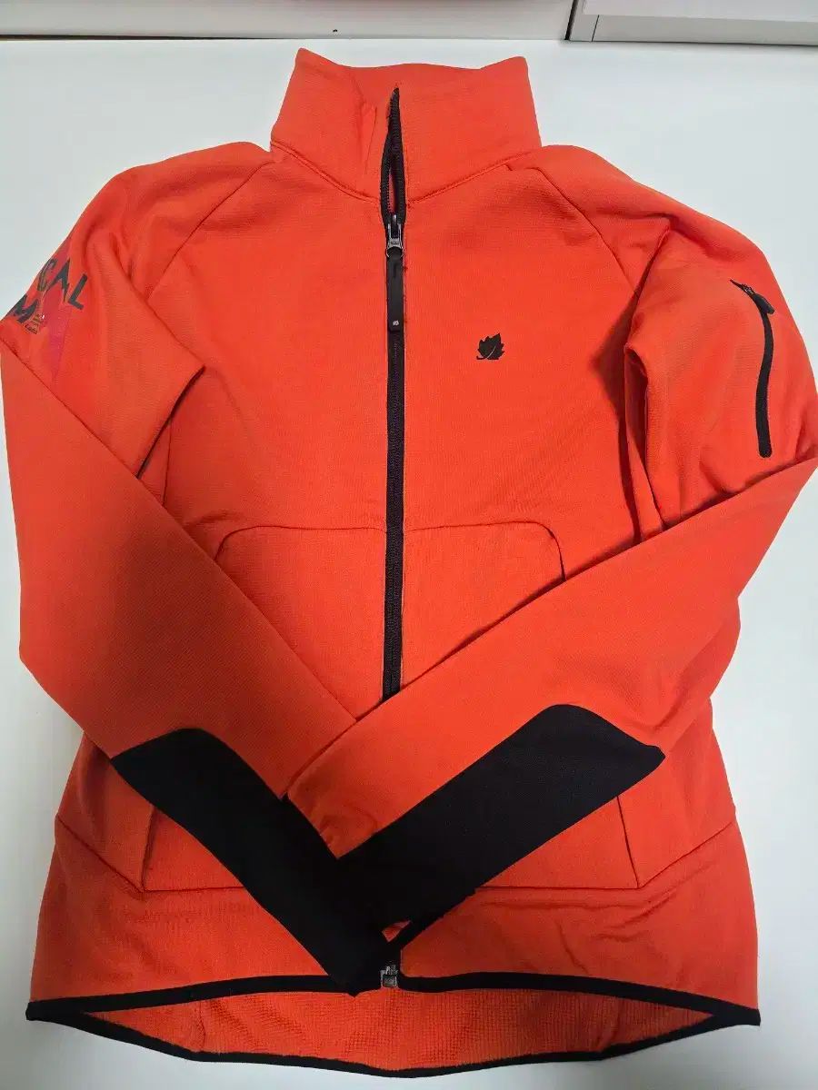 最新Win10❀❀BIBLO❇ブルーレイ！テンキ❀メモリ4G&大容量500G