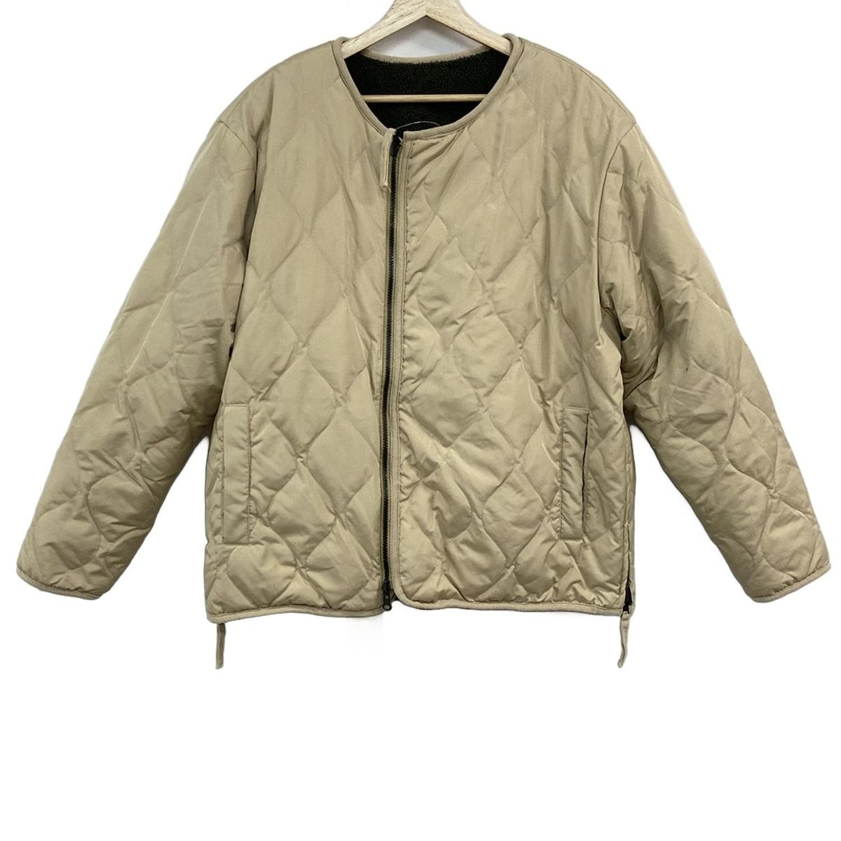TAION(タイオン) ダウンジャケット サイズEU L メンズ美品 - ベージュ×カーキ 長袖/ジップアップ/リバーシブル/冬
