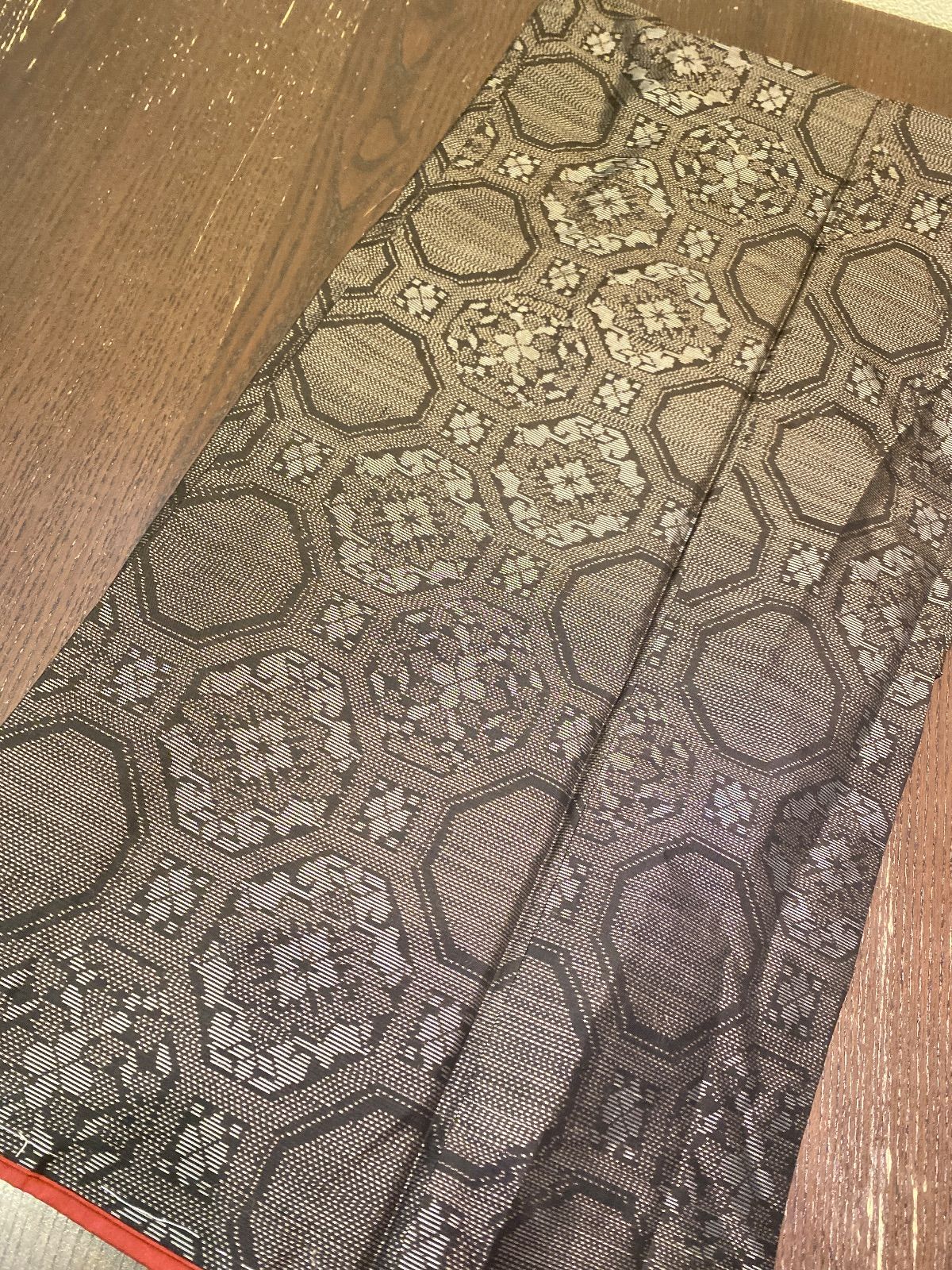 まとめ売り】正絹大島紬7枚 リメイク素材 ハンドメイド向け - メルカリ