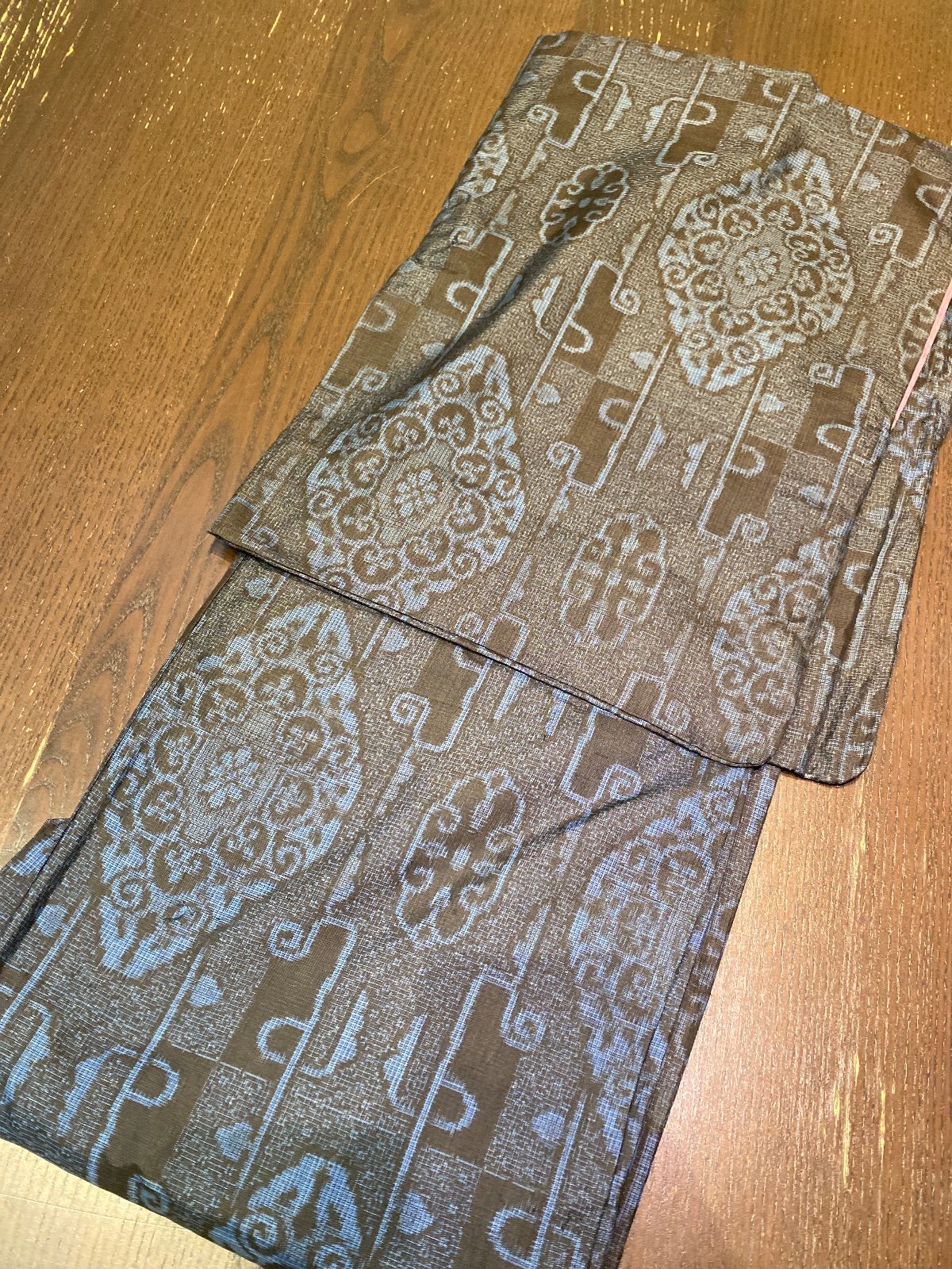 まとめ売り】正絹大島紬7枚 リメイク素材 ハンドメイド向け - メルカリ