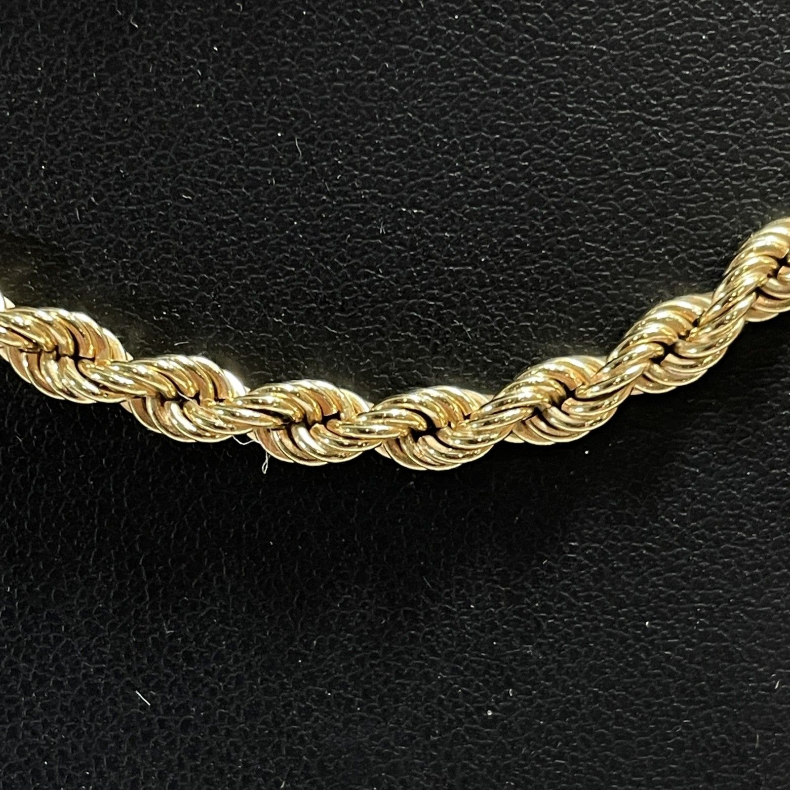 遺品整理 ツイストゴールド チェーンネックレス 刻印あり 18K 750 断捨離 遺品整理 ツイストゴールド チェーンネックレス 刻印あり 18K 750 断捨