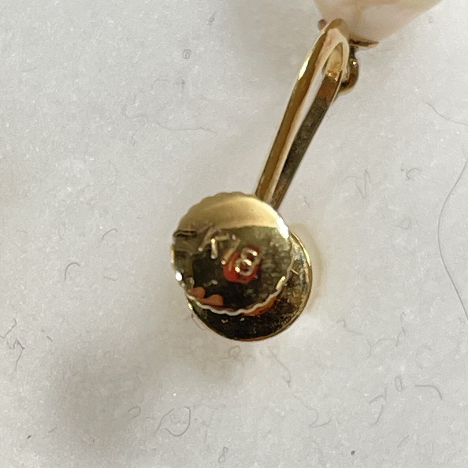 ゴールドパール イヤリング k18（刻印あります） ☆ K18刻印 18金 ゴールドパールイヤリング ネジ式 総重量3.00g