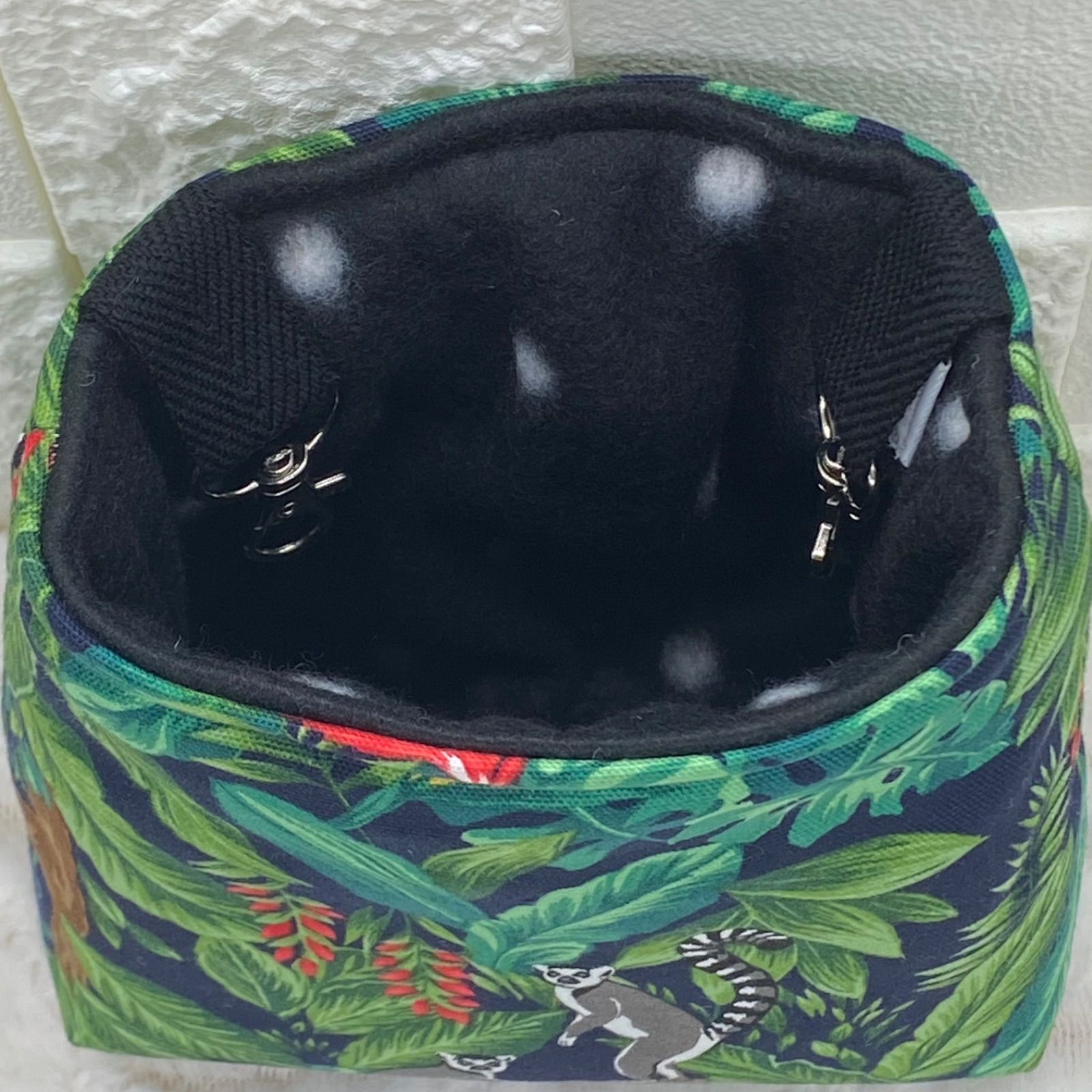 フクロモモンガ ポーチ ダブルサイズ ブラックフライデー B006 - メルカリ