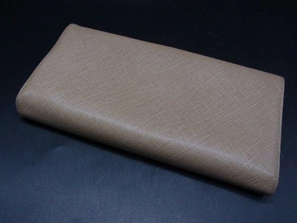 Salvatore Ferragamo フェラガモ ガンチーニ レザー 二つ折り 長財布