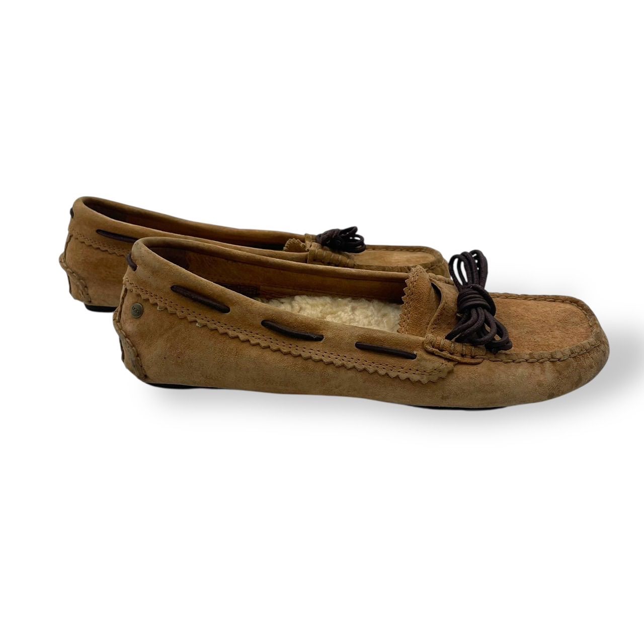 良品 UGG アグ モカシン ムートン MEENA ミーナ リボン 茶 ブラウン