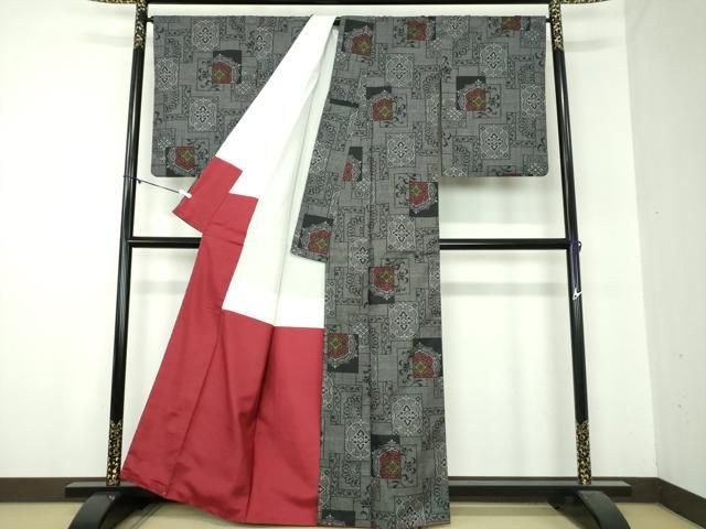 平和屋着物○本場大島紬 7マルキ 色紙重ね花文 正絹 逸品 DABA1098ps