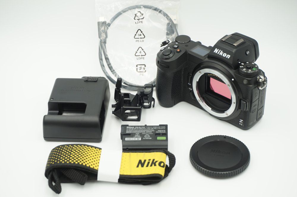 Nikon ミラーレスカメラ 一眼 Z6II ボディ black - メルカリ