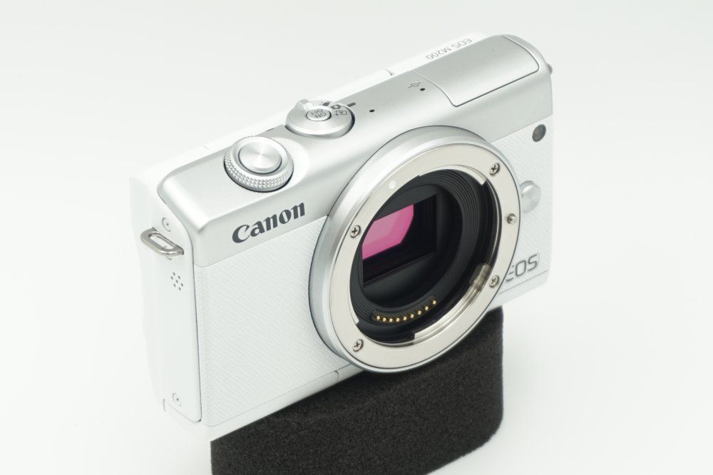 Canon ミラーレス一眼カメラ EOS M200 ボディー ホワイト EOSM200WH