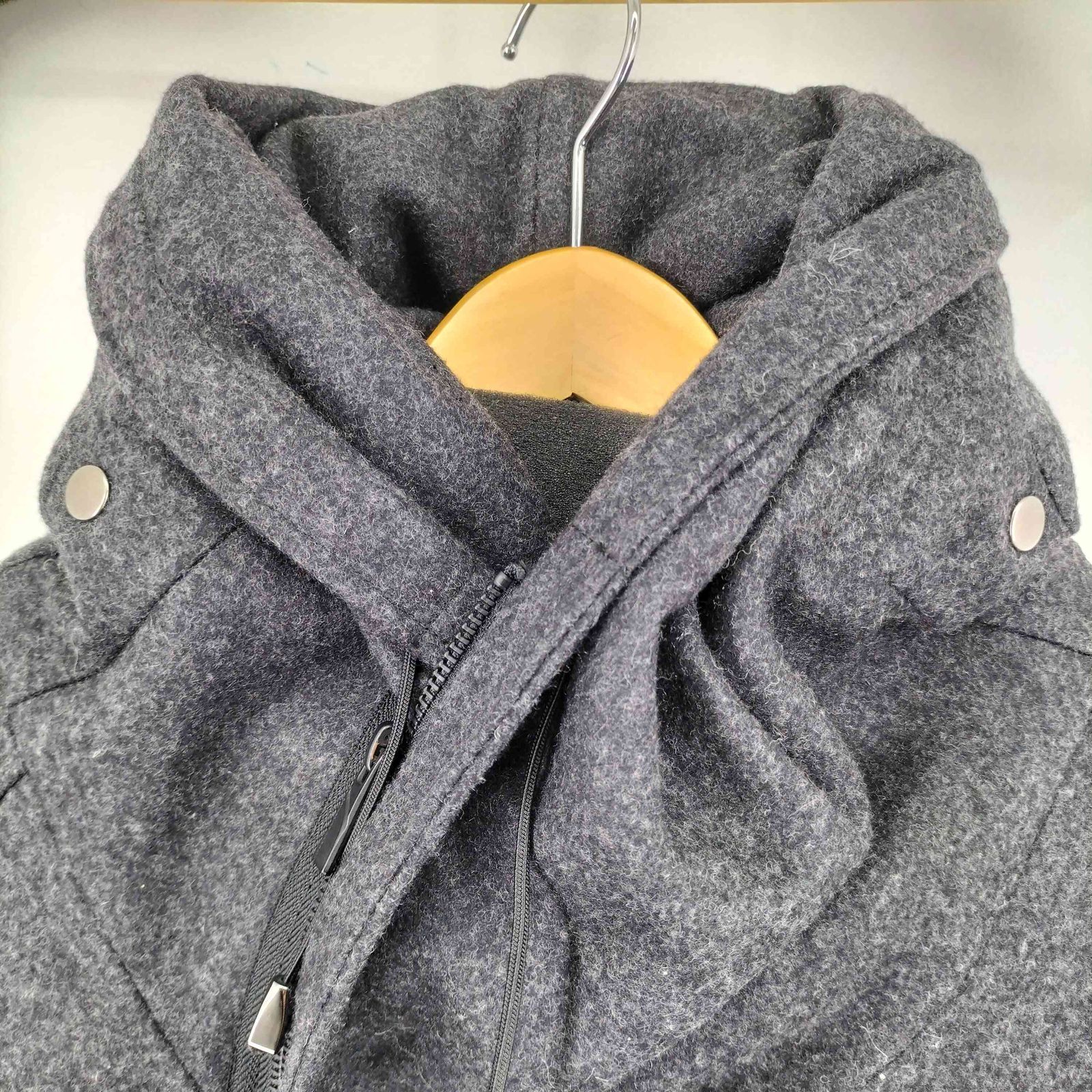 キャサリンハムネットロンドン KATHARINE HAMNETT LONDON デザイン