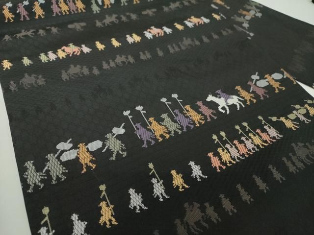 平和屋着物○九寸名古屋帯 當麻つづれ 名物裂 花兎 黒地 金