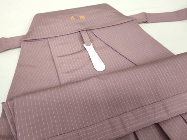 平和屋着物●男性　馬乗袴　縞　金糸　葡萄鼠　正絹　逸品　DAAZ0236ps 平和屋着物○男性 馬乗袴 縞 金糸 葡萄鼠 正絹 逸品 DAAZ0236ps 平和