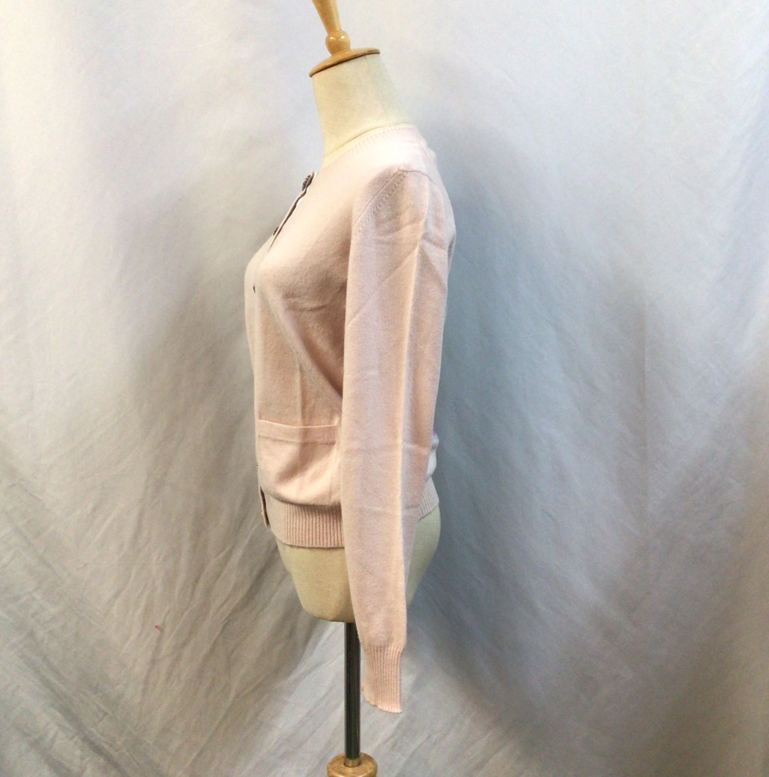 CHANEL CC ココマーク マイアミ　Tシャツ　カシミヤ100　38サイズ CHANEL CC ココマーク マイアミ Tシャツ カシミヤ100 38サイズ