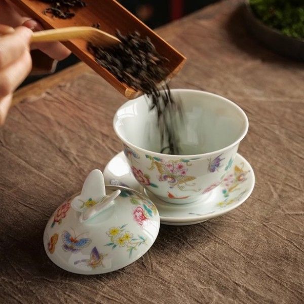 新品】 蝶恋花三才蓋碗 中国茶器 景徳鎮 蓋付き茶器 - メルカリ