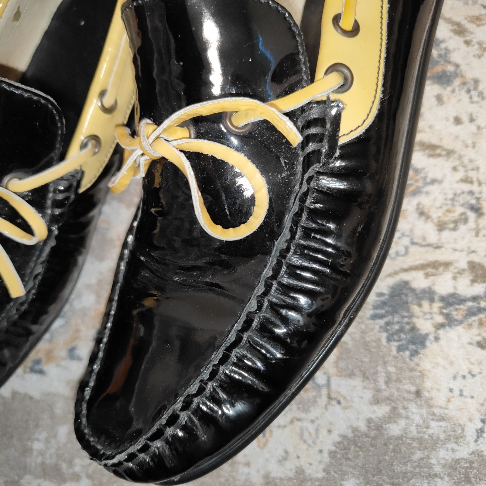バーニーズニューヨーク BARNEYS NEW YORK エナメル パテント 