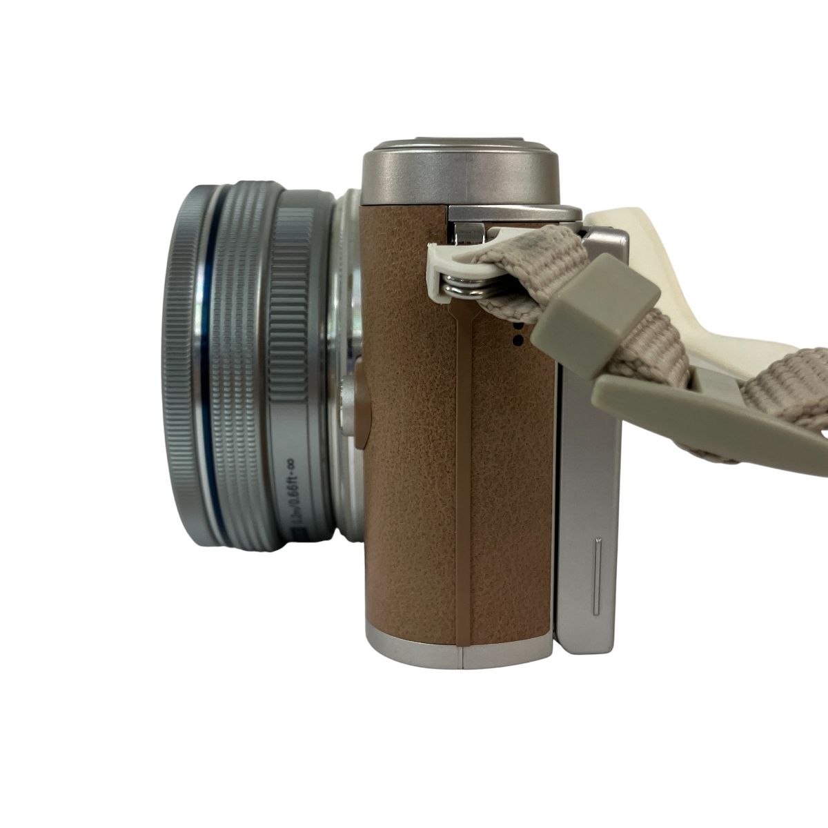 OLYMPUS PEN E-PL9 ミラーレス一眼カメラ 14-42mm 1:3.5-5.6 レンズ