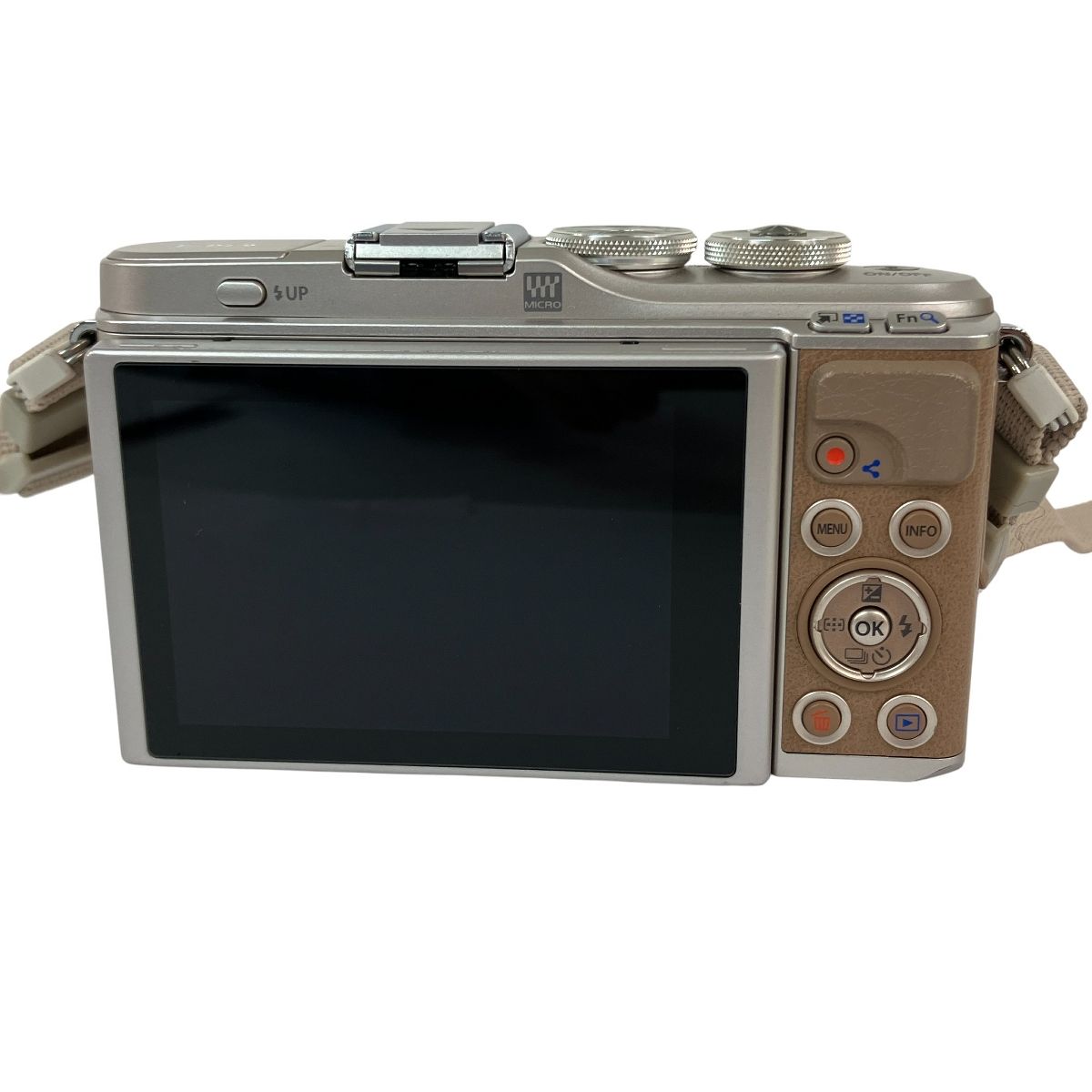 【中古】OLYMPUS PEN PL9 ミラーレス一眼カメラ OLYMPUS PEN E-PL9 ミラーレス一眼カメラ 14-42mm 1:3.5-5.6 レンズ