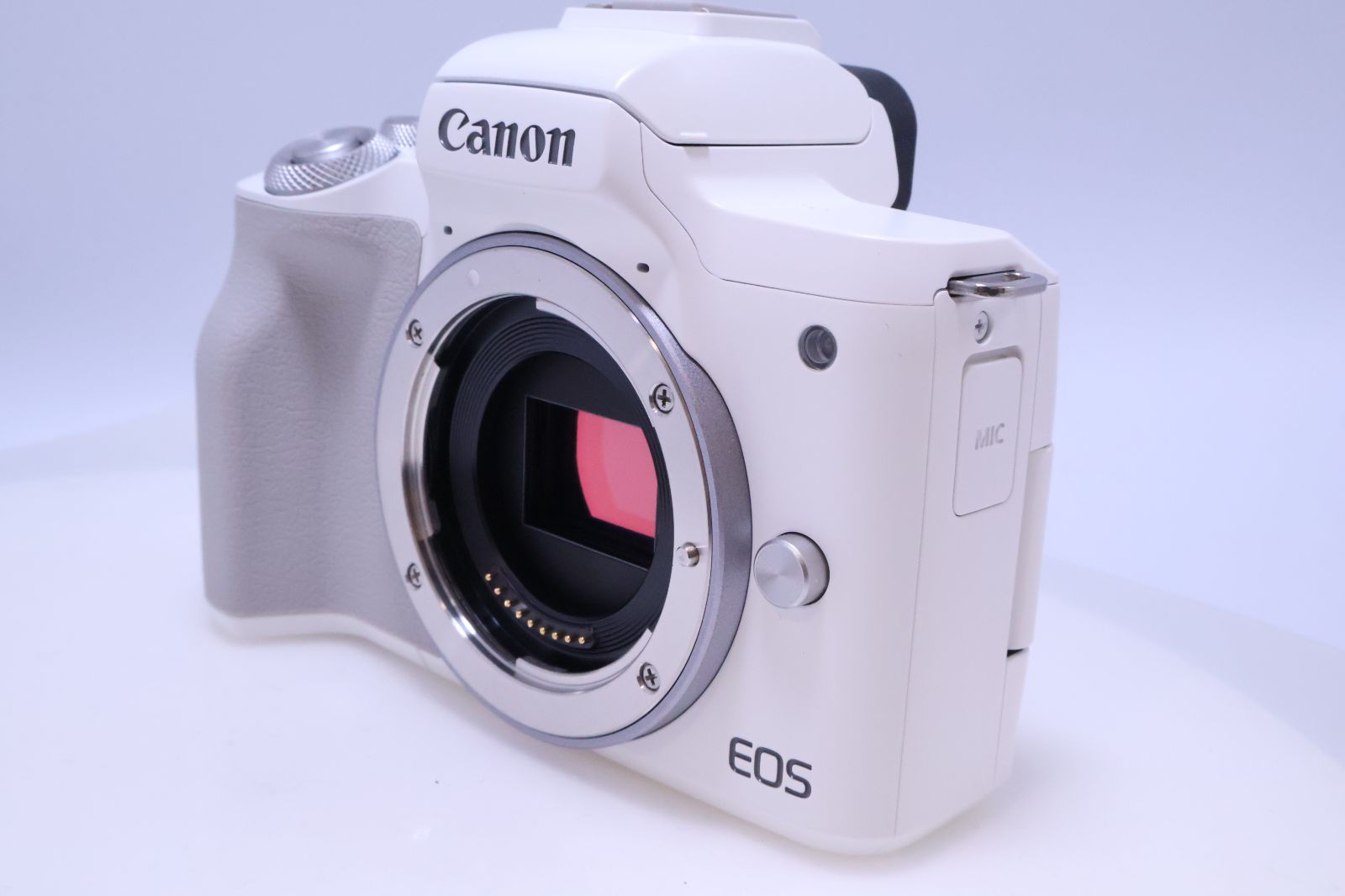 1,000回以下】Canon EOS Kiss M2 ボディー ホワイト KISSM2WH-BODY