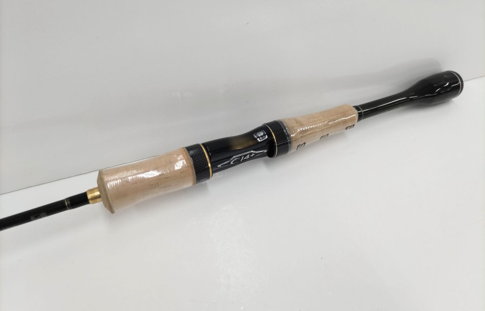 訳あり未使用品！】シマノ 16カーディフ エリアリミテッド S60SUL-FF