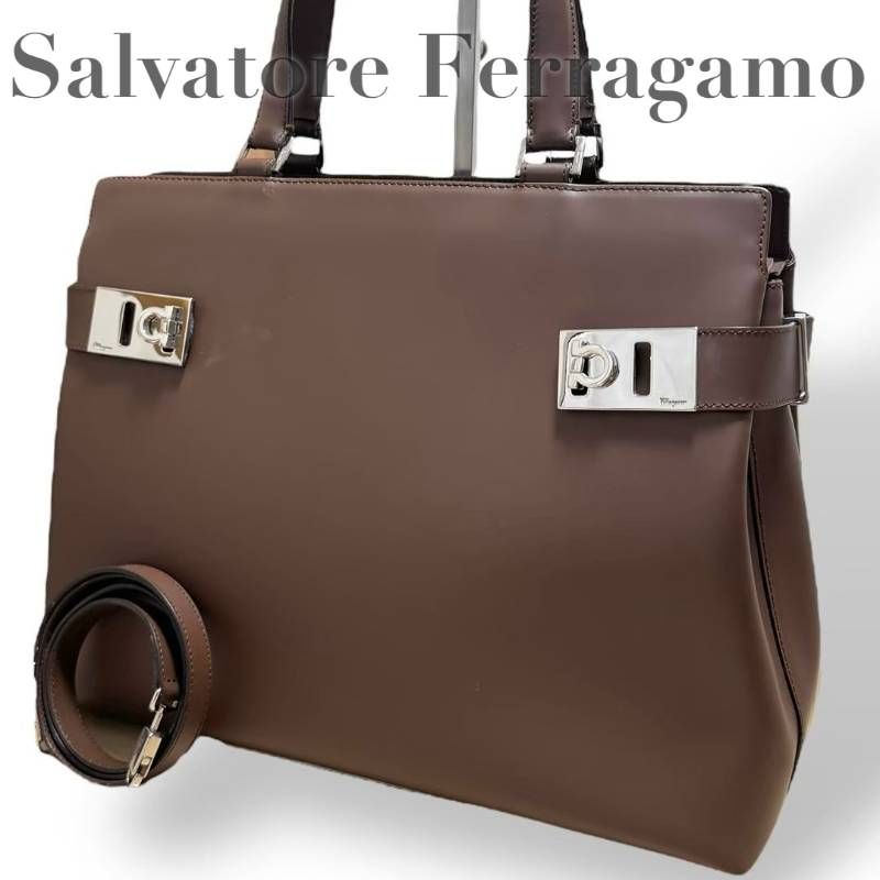 ☆Salvatore Ferragamo/サルヴァトーレフェラガモ ブリーフケース
