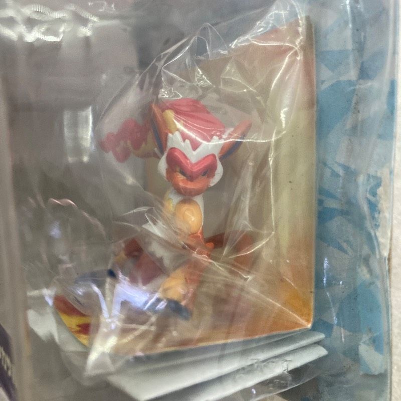 未開封品】【箱割れあり】TAKARATOMY モンスターコレクション バトル