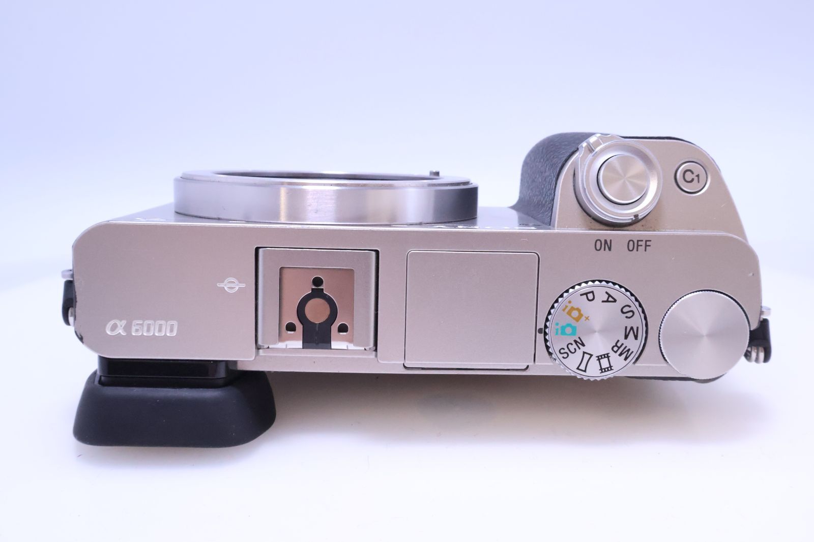 美品】SONY α6000 ボディ シルバー ILCE-6000 S ミラーレス一眼 - メルカリ