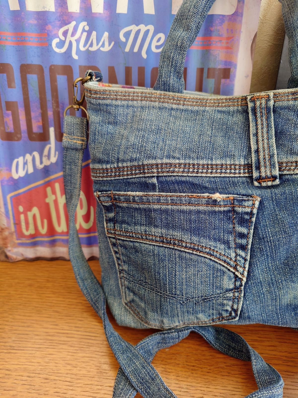 USEDデニムリメイク ショルダーバッグ　トートバッグ 99☆USEDダメージデニムリメイク☆ショルダーバッグ☆トートバッグ