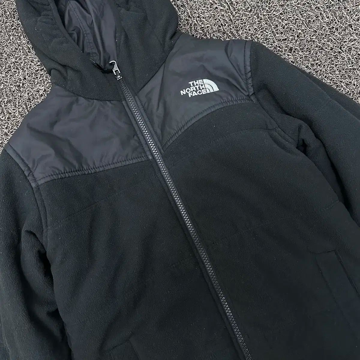 NORTH THE FACE キッズ ザ・ノース・フェイス ジャケット FACE⁄ザ・ノース・フェイス アウター ノースフェイス Tシャツ tシャツ 子供服 男の子 女の子 ダウンジャケット NTJ32534ST
