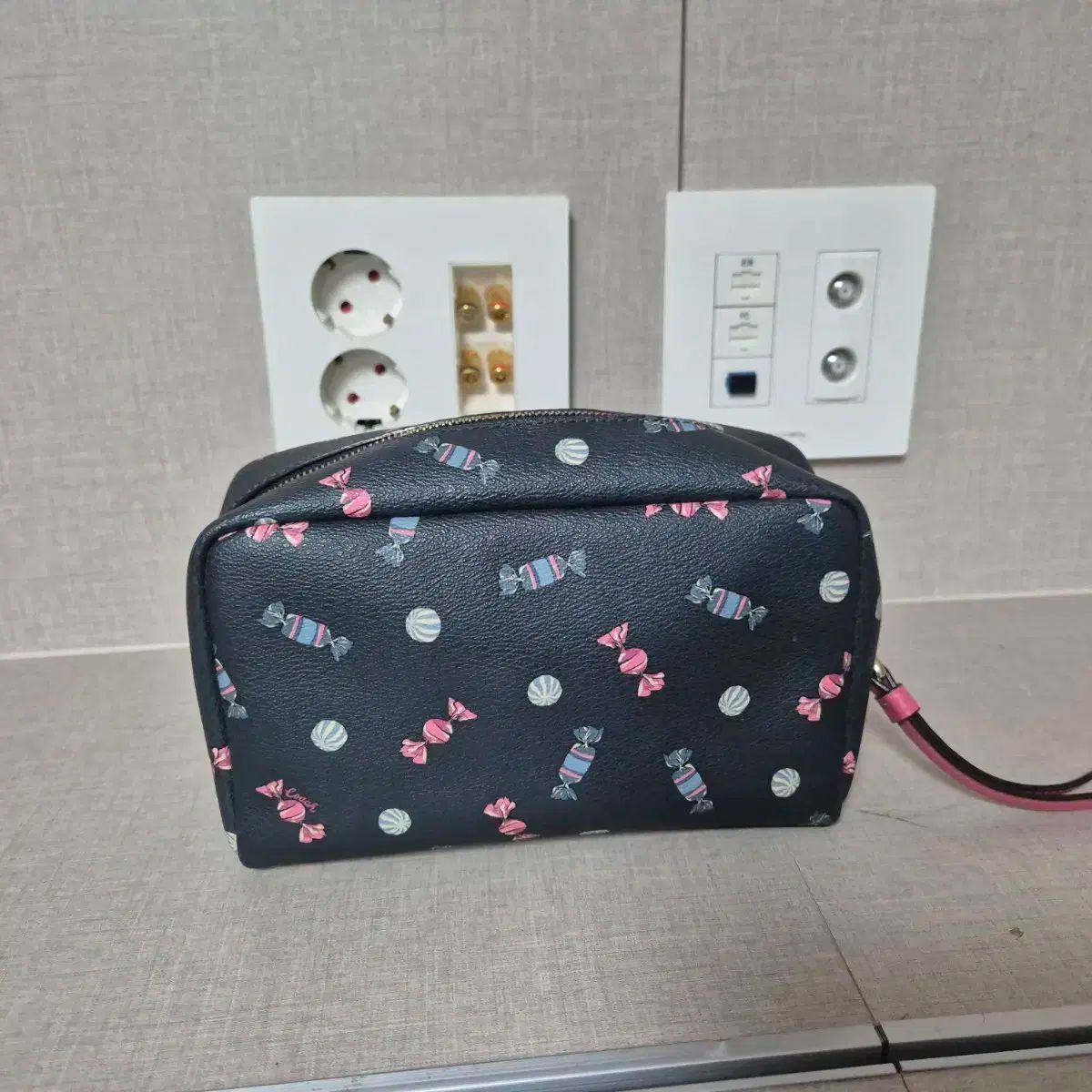 COACH キャンディ柄ポーチ F73147 ネイビー 【公式通販】