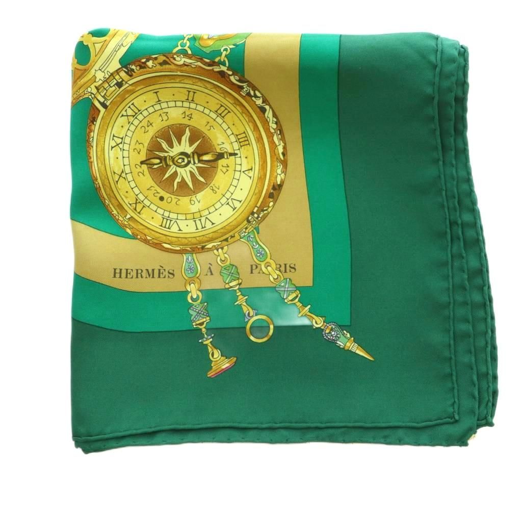 エルメス HERMES la ronde des heures カレ90 花の中で過ごす時間