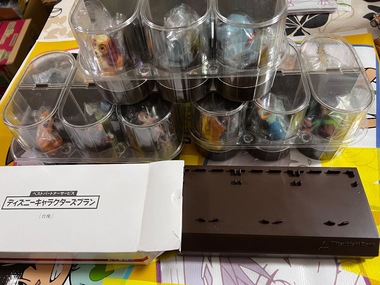 未使用 三菱銀行 ノベルティディズニーキャラクターフィギュア 18体