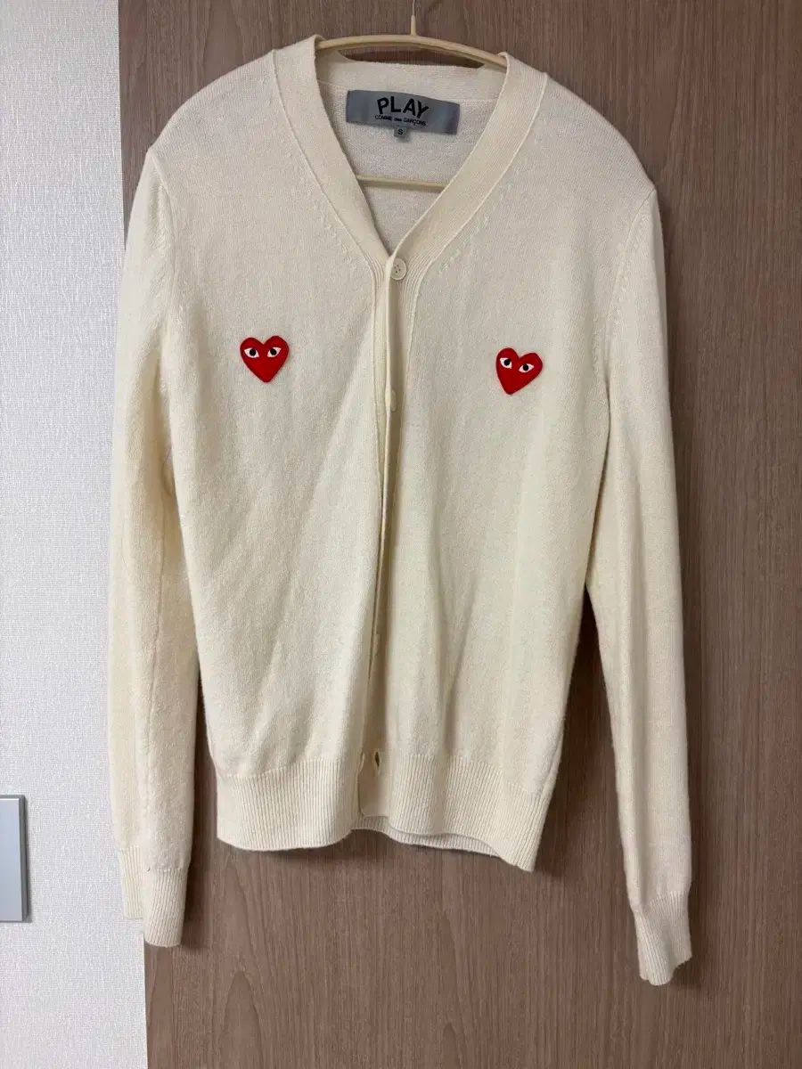 【きんぎょ】コムデギャルソン アイボリー カーディガン M プレイ・コムデギャルソン 白ハート・カーディガン（ナチュラル