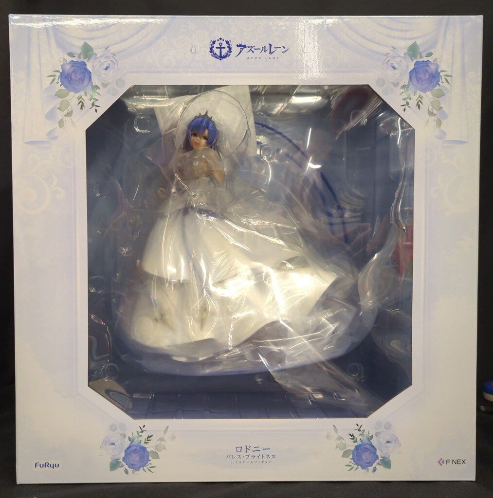 中国美術 白磁 オンライン 刻草花紋 盤 φ15cm 影青(K-XA681)