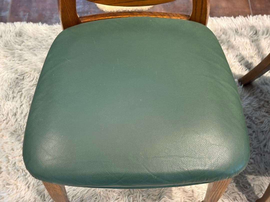 台湾製 オーク材 ダイニングチェア リビングチェア 食卓椅子 合皮