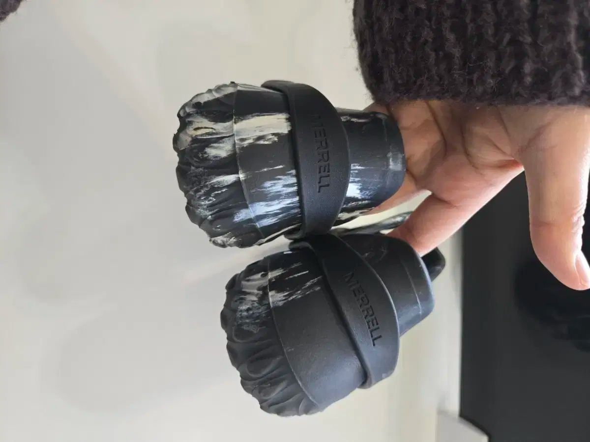 メレル ハイドロ モック ブラック MARVEL 270 275