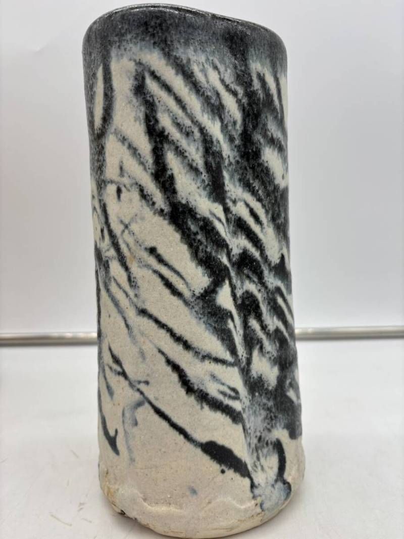 箕面焼　松田箕山　四方花瓶　花器　花生　茶道　茶道具　陶芸　 古美術品　共箱 希少】十三代小左ェ門 まだら瀬戸 花入 華道 花道 花瓶 花器 花生 赤津