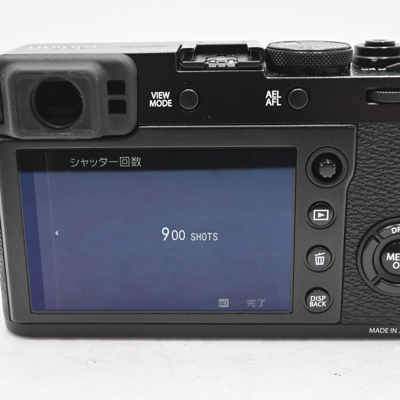 FUJIFILM X100F シャッター回数1300回 ショット数『900』富士フイルム(FUJIFILM) デジタルカメラ X100F