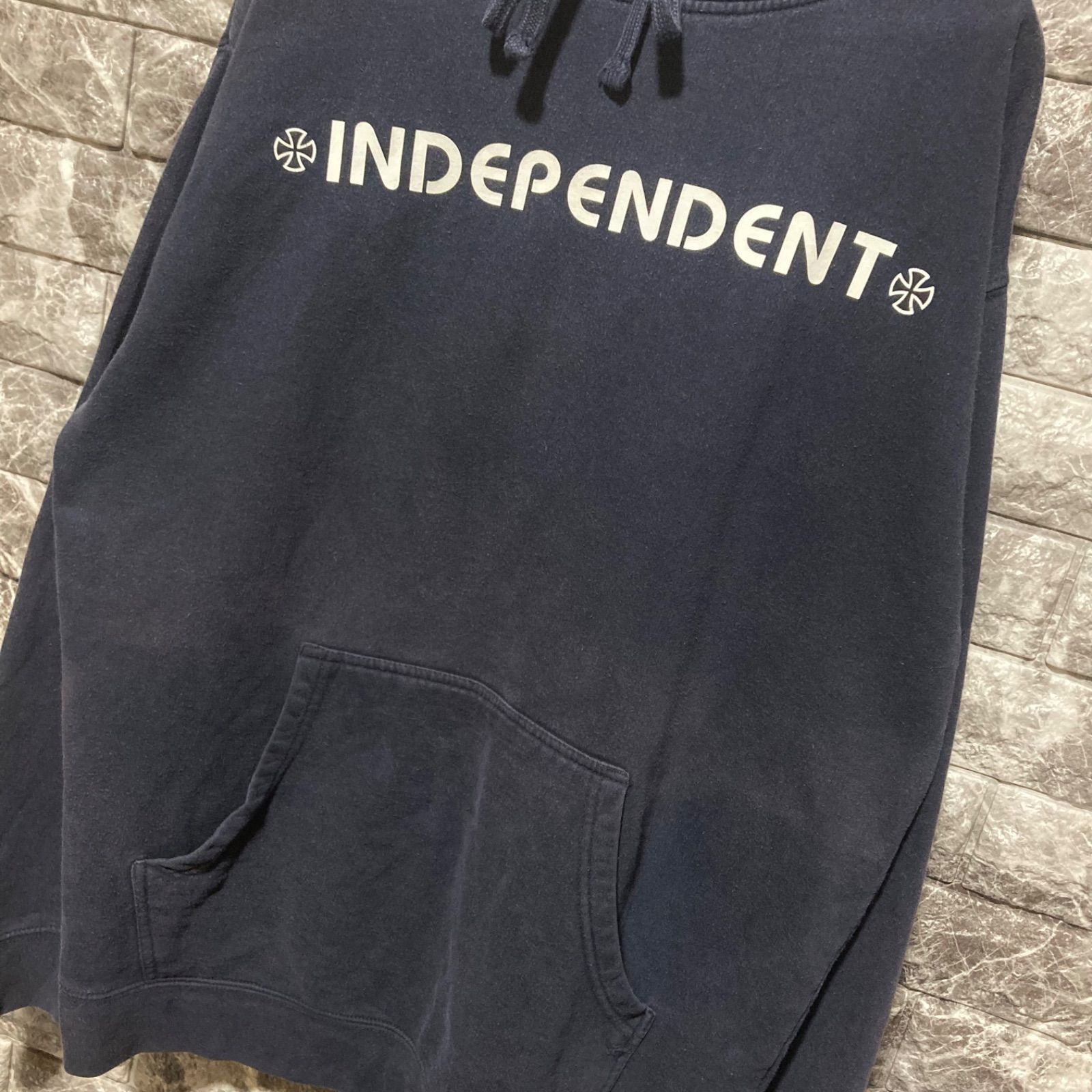 INDEPENDENT パーカー NAVY インディペンデント アイアンクロス
