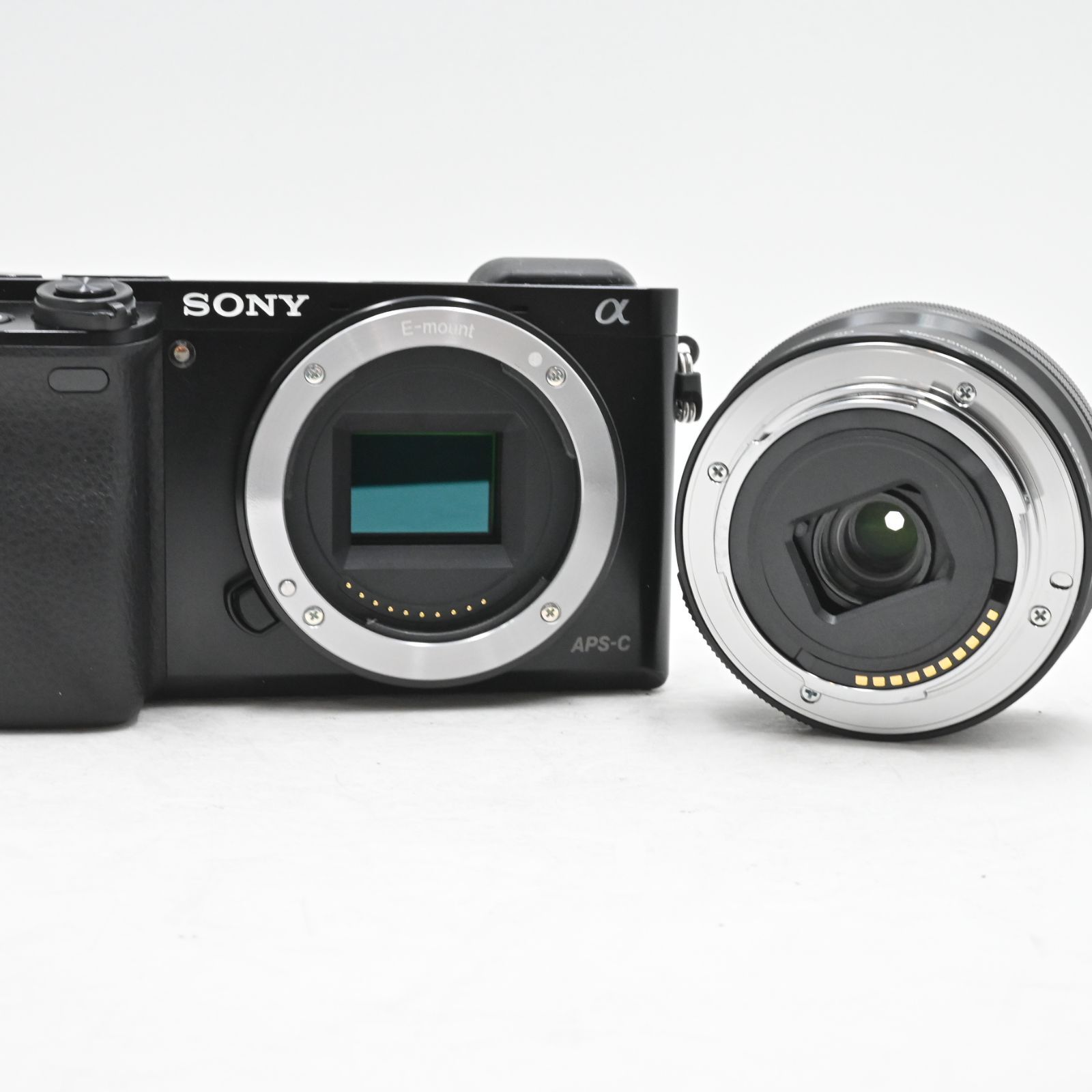 ショット数『2078』SONY ミラーレス一眼 α6000 パワーズームレンズ