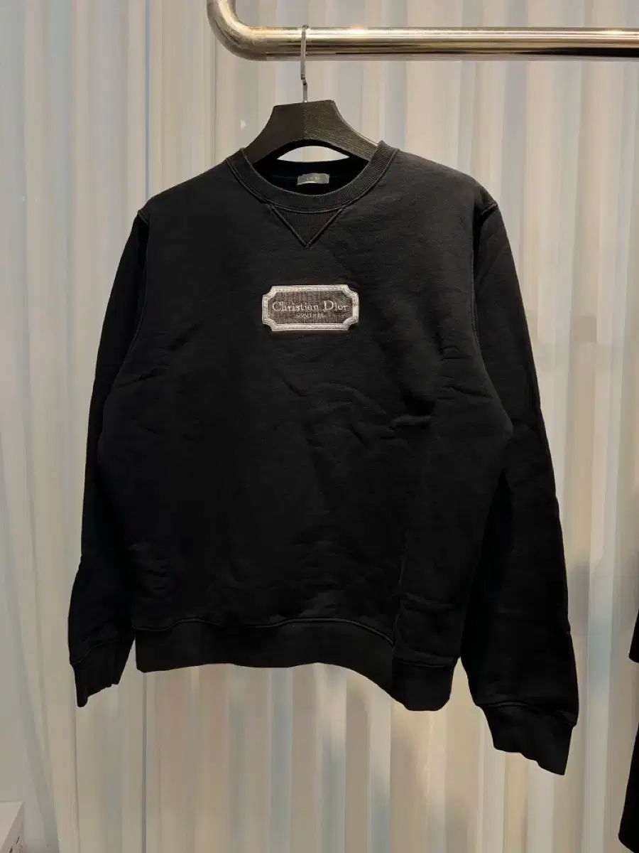 Dior 刺繍ロゴ 黒 スウェット　トレーナー Dior トレーナー 1947年刺繍入り 黒