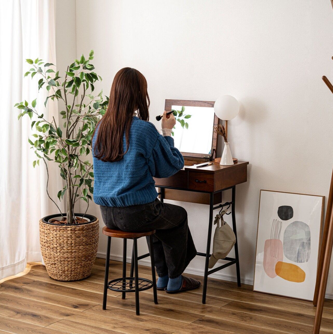 【メルカリ送料12000円込】鏡台／ドレッサー 限定セール』新品ドレッサー ☆北欧風 鏡台 化粧台 LED三色変更