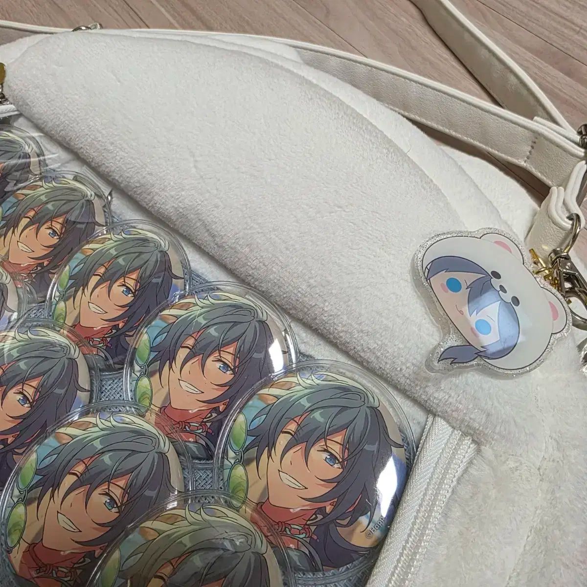 椎名 ニキ 告白気球 痛バッグ (缶バッジ 特典 キーホルダー 含む