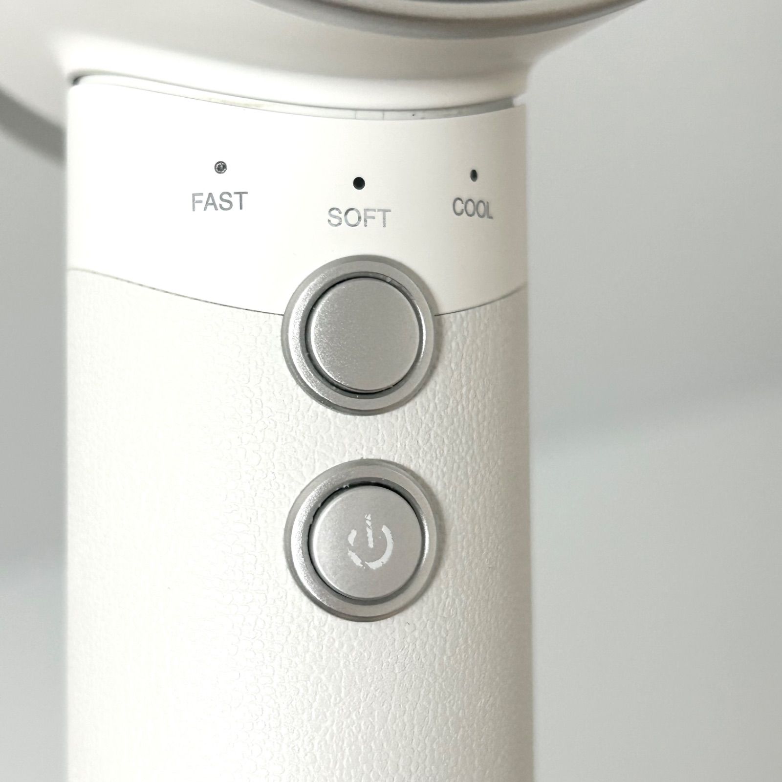 美品 Zuvi Halo コードレスヘアドライヤー HA100 ズーヴィ - メルカリ