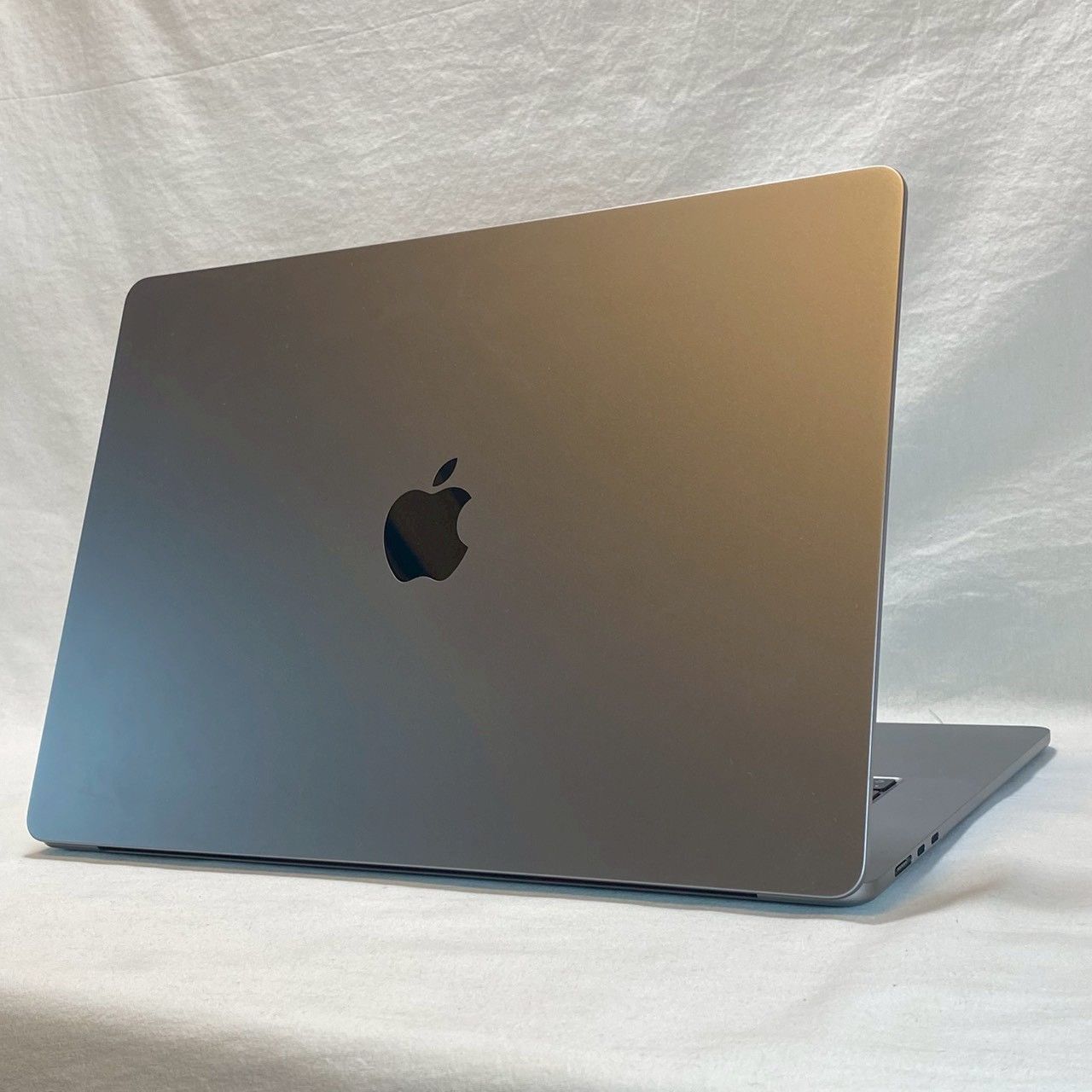 良品】MacBook/Air/15インチ/M2/8GB/512GB/MQKQ3J/A/箱/付属品完備/No