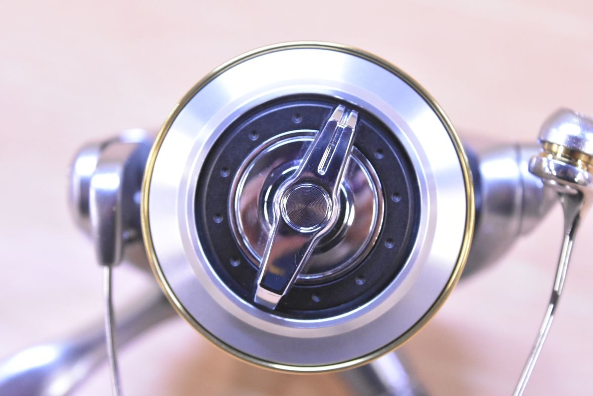 シマノ 11 割引 バイオマスター 4000HG SHIMANO BIOMASTER スピニング