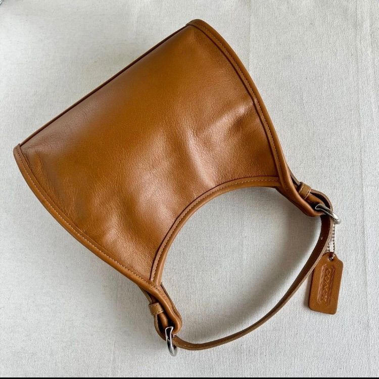 Vintage Coach Soho Small Satchel in Toffee - メルカリ