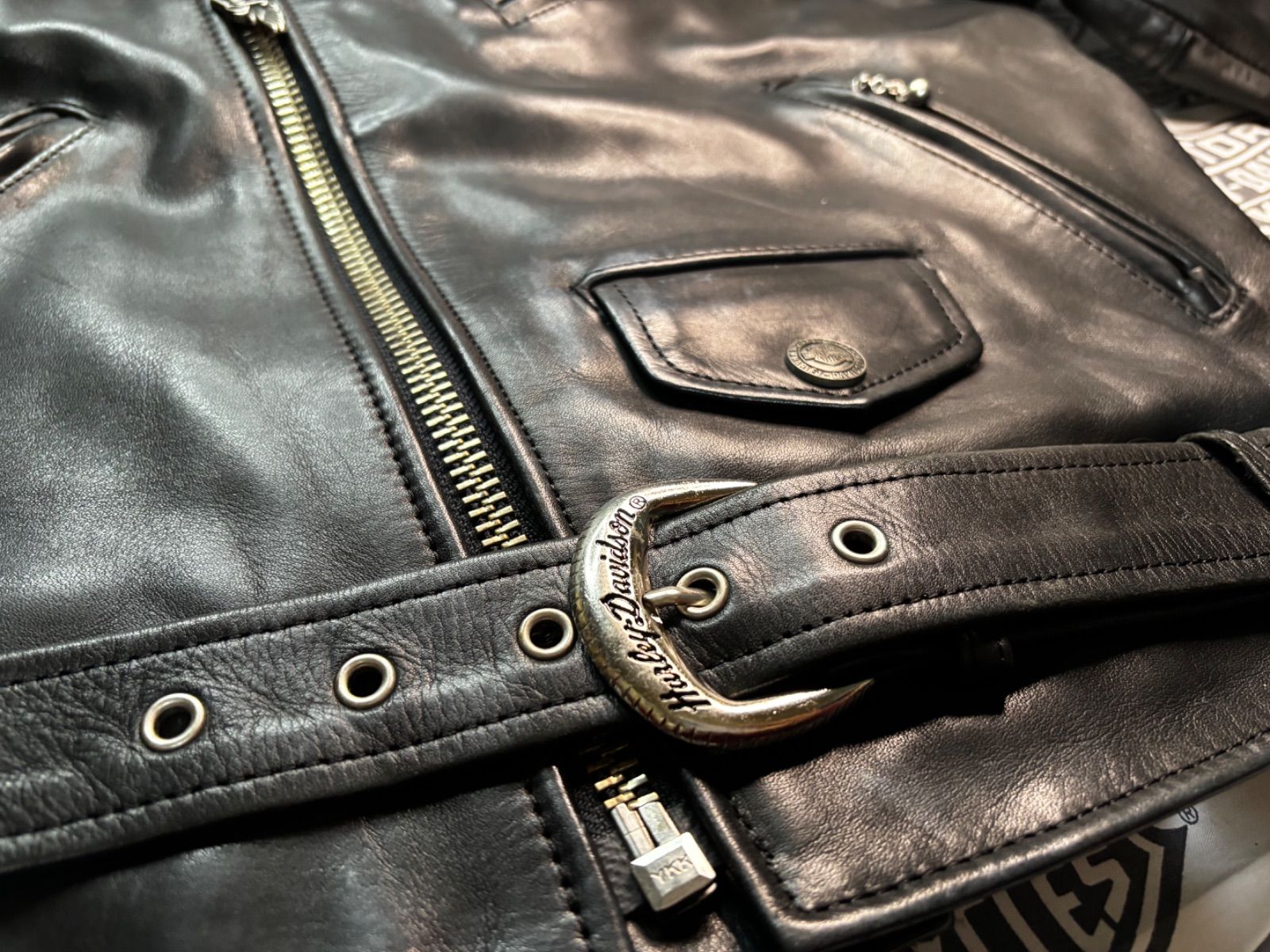 【ザ黒革Wの革ジャン美品！】ハーレーダビッドソン　本革　ライダースジャケット極上 ⭐️ 【ザ黒革Wの革ジャン美品！】ハーレーダビッドソン Harley